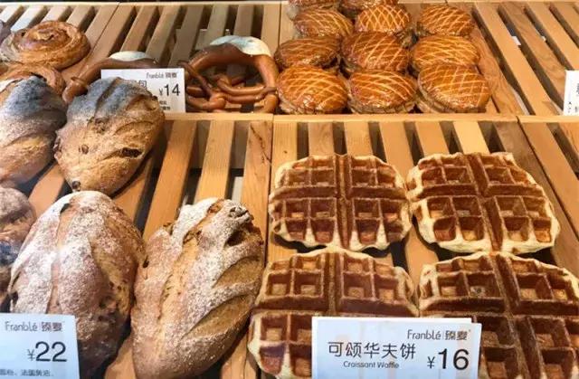 别再沉迷脏脏包了！咬上一口舌头都在雀跃的欧包，才是你的真爱！