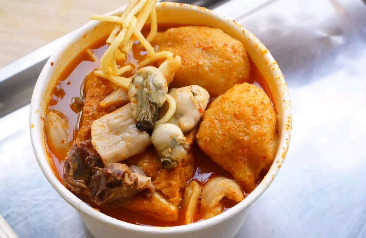 哄女朋友的旅游攻略,哄女友开心的要点