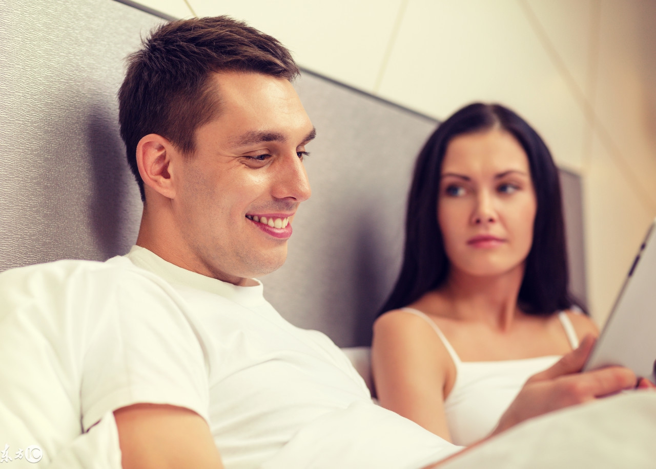 12星座女如何对待渣男,十二星座女生如何对待前任