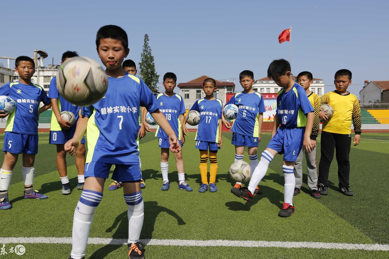 小学生参加校园足球的好处和影响,教育部足球特长生纳入升学