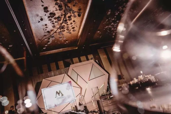 200斤新娘减肥护肤大作战，婚礼当天美成二次元少女