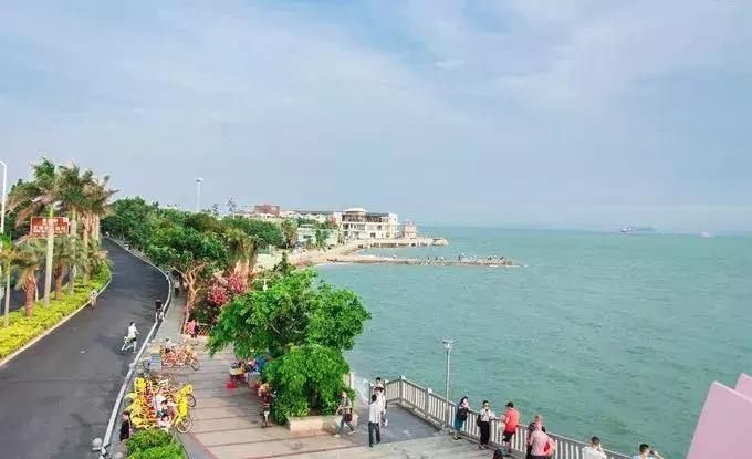 哄女朋友的旅游攻略,哄女友开心的要点