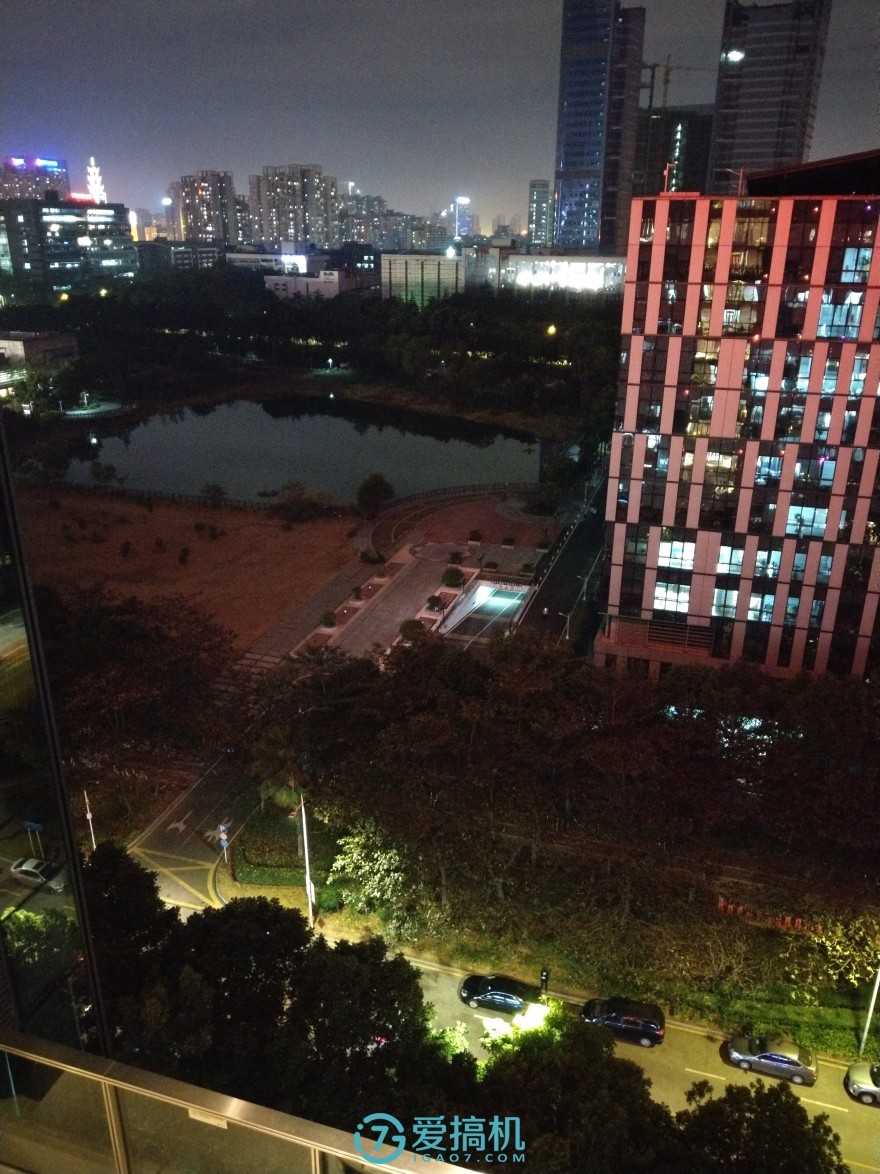 htcu11和u11+选哪个,htcu11+和u12+屏幕哪个好