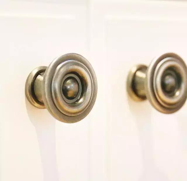 装白色的家具好看吗,装白色的柜子不耐脏吧