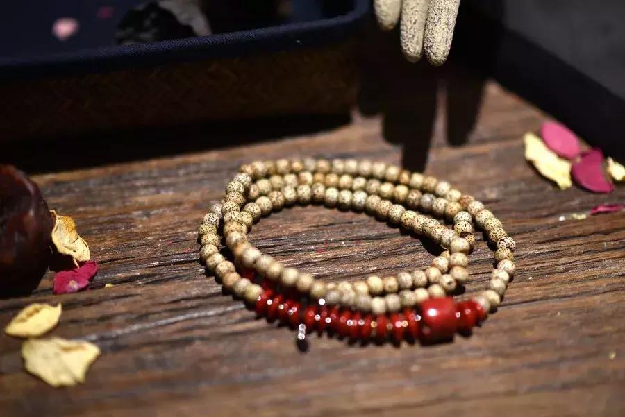 佛珠手串材料的寓意和禁忌,佛珠手串搭配讲究禁忌什么