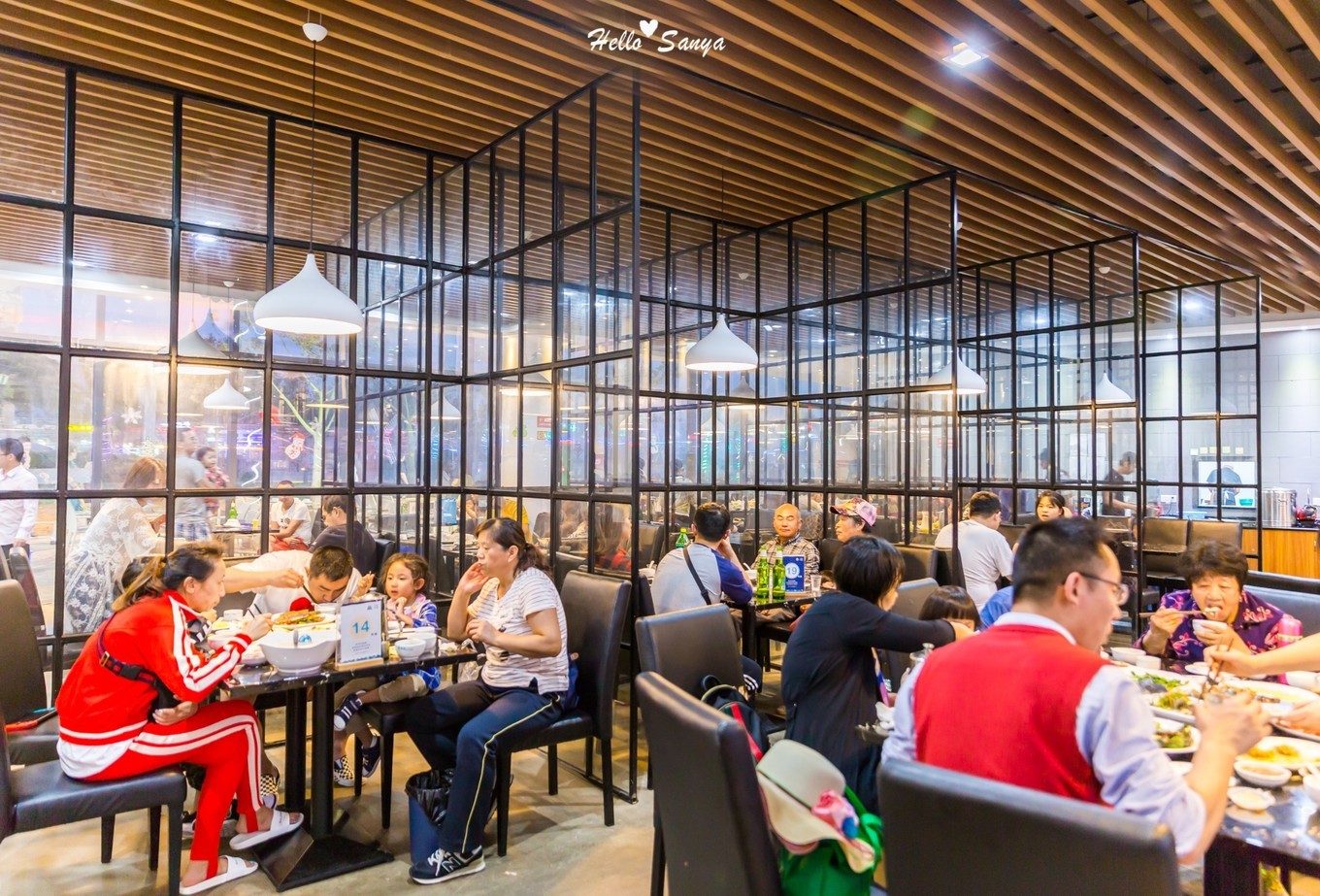 吃货们的福利，春节来三亚，墙裂推荐的特色美食全攻略