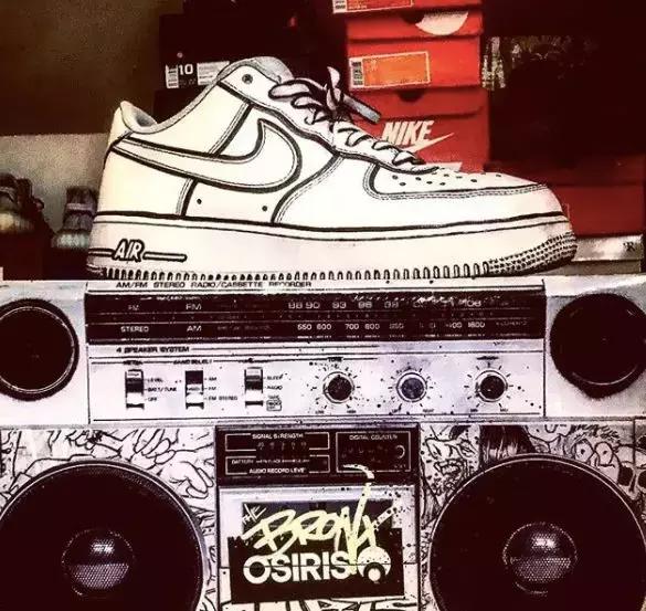 二次元系列的球鞋,二次元系列球鞋