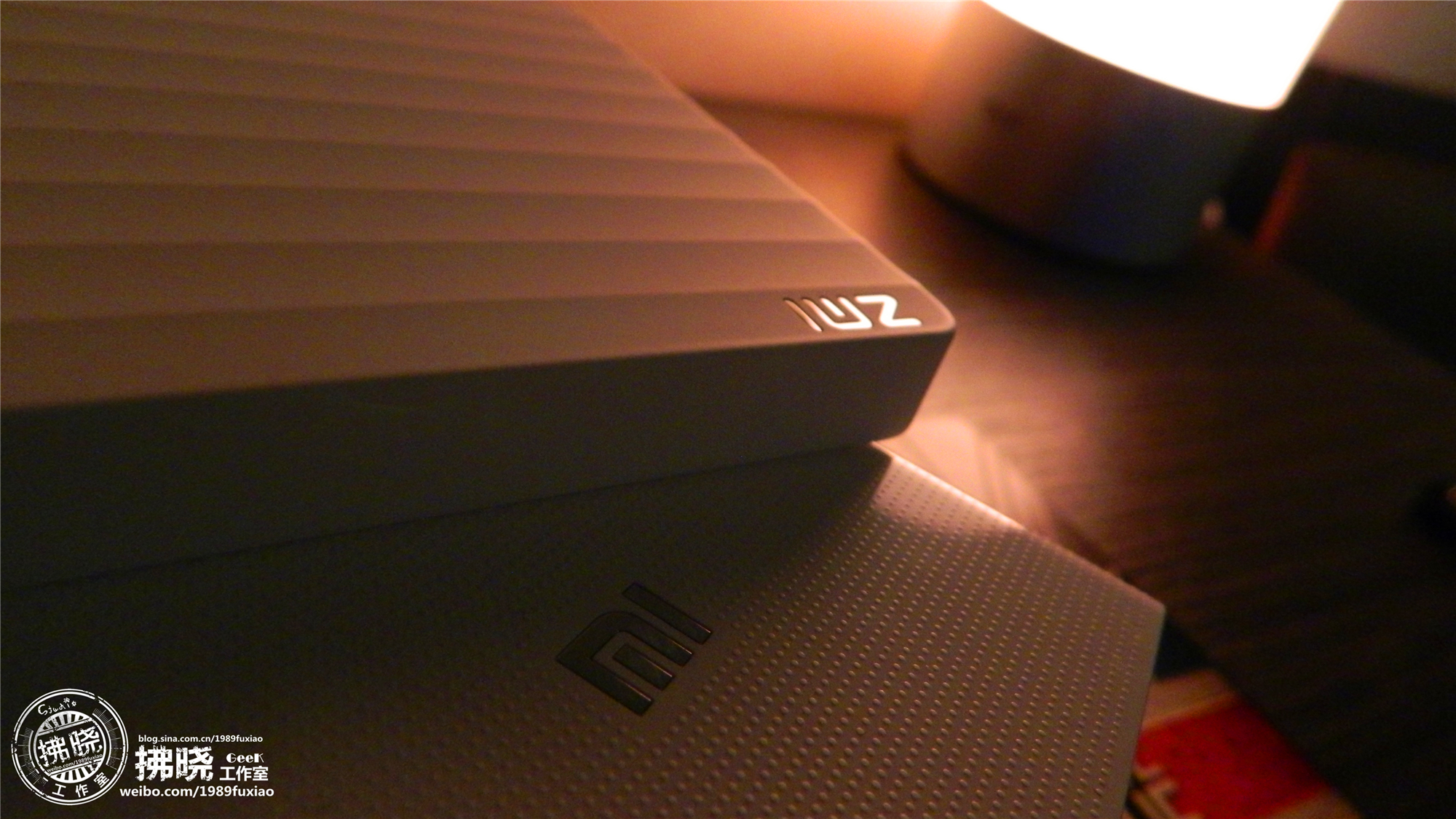 小米移动电源30000快充版测评,小米轻便移动电源推荐