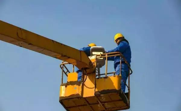 开拓创新提高效益,开拓创新贯彻新发展理念