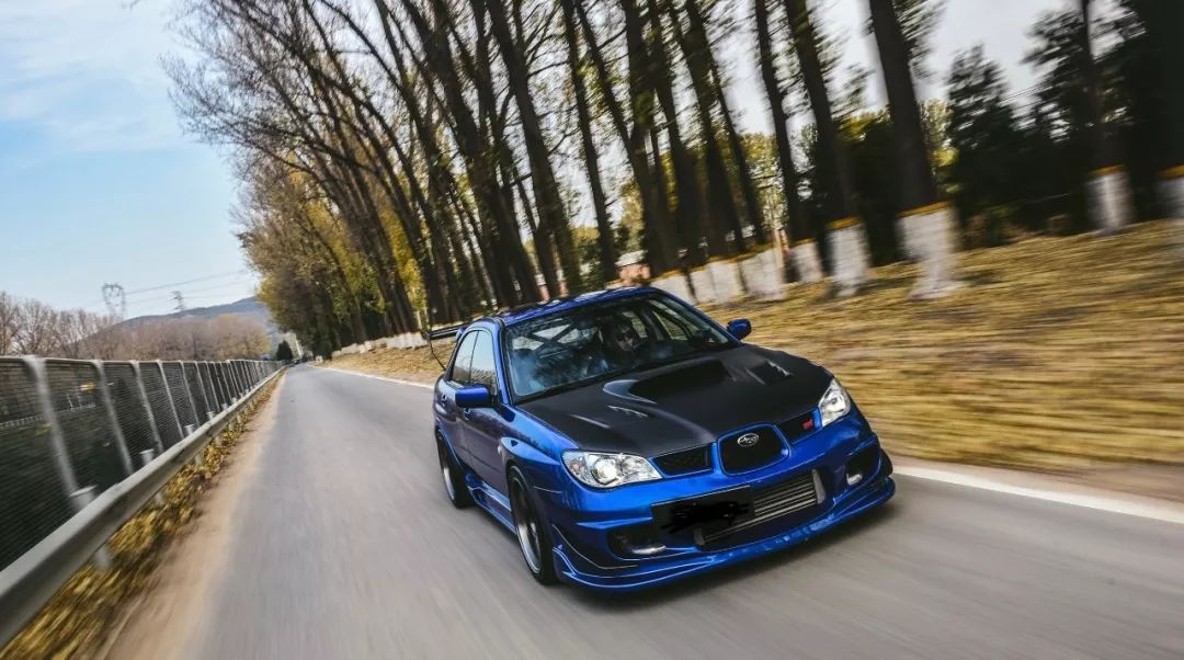 三菱evo一生之敌斯巴鲁翼豹sti,翼豹sti差不多的车