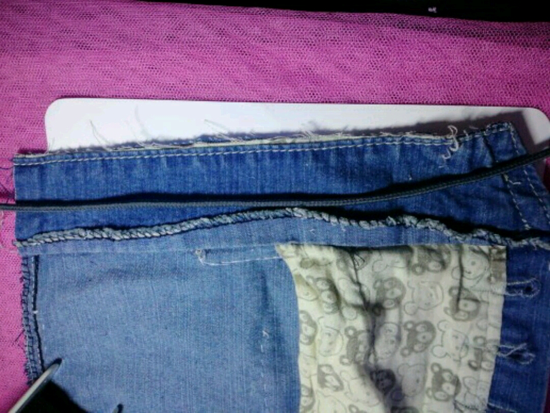 最简单的牛仔收纳袋,废物利用自制挂墙收纳袋