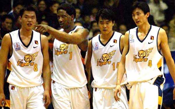 盘点cba十大最强外援,cba上海曾经的三外援