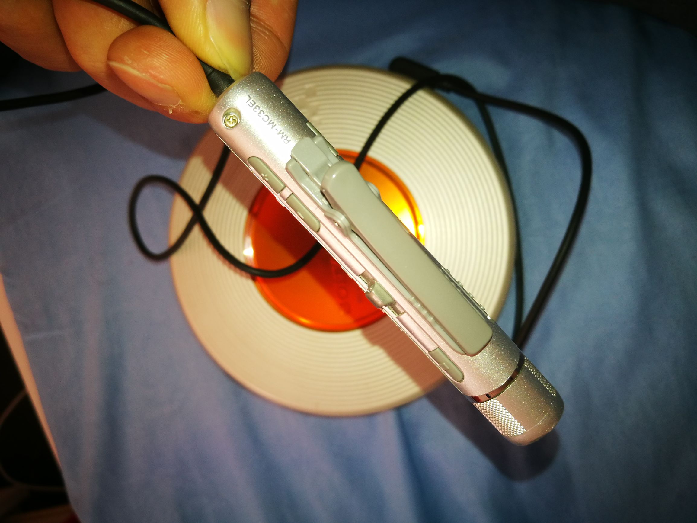 80年代cd随身听多少钱,80年代cd随身听