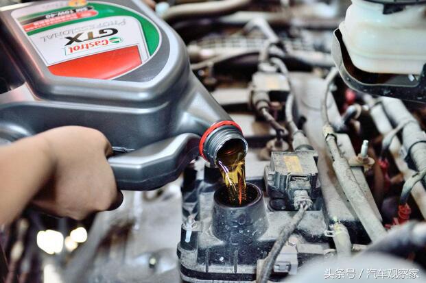 半合成机油和全合成机油哪个好,半合成机油和全合成机油哪个合适