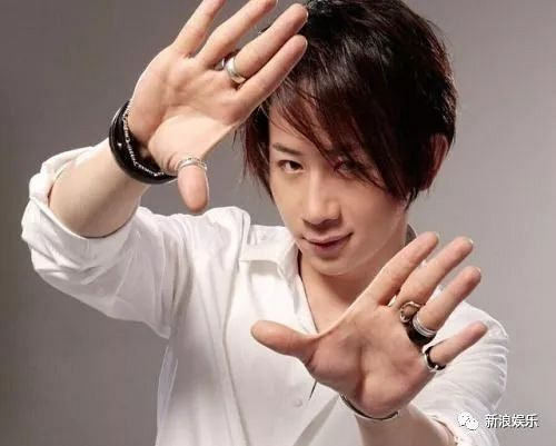 刘谦魔术数字不变,刘谦魔术为什么体积不变