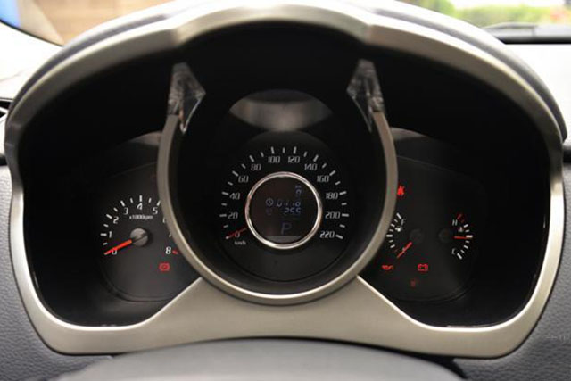 这车路上很少见，12月却比T700还卖的好，进店一看，原来只要7万