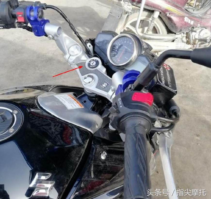 豪爵铃木骊驰gw250碟刹防盗锁,豪爵骊驰gw250拆电门锁