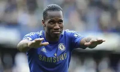 天下足球最催人泪下的文案,天下足球催泪文案大罗