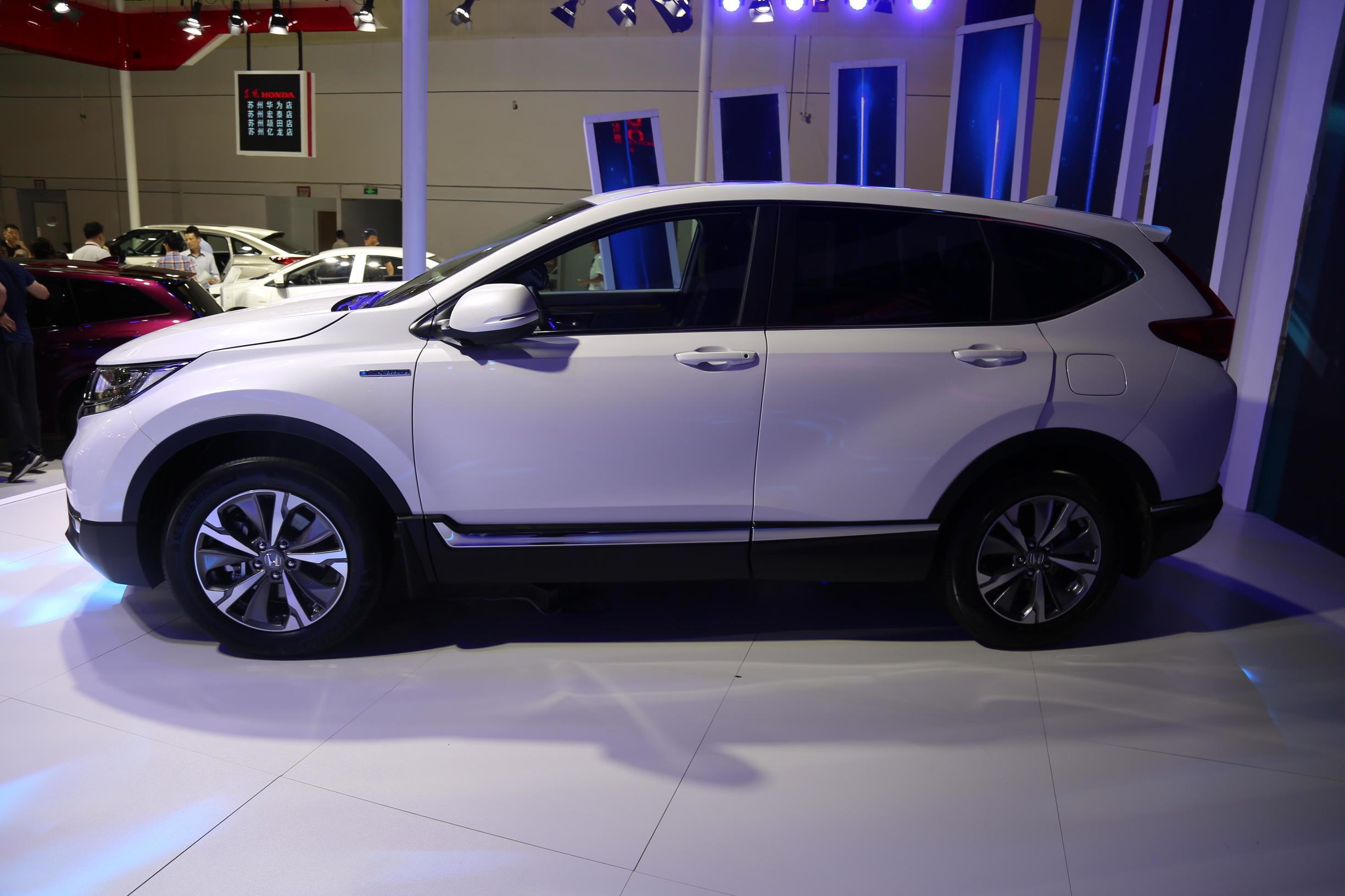 5座suv汉兰达冠道ur-v哪个好,本田ur-v说比冠道大一点是真的吗