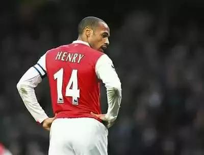 天下足球最催人泪下的文案,天下足球催泪文案大罗