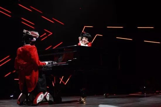 央视网络春晚点燃新时代的跃动,看春晚中的家国情怀