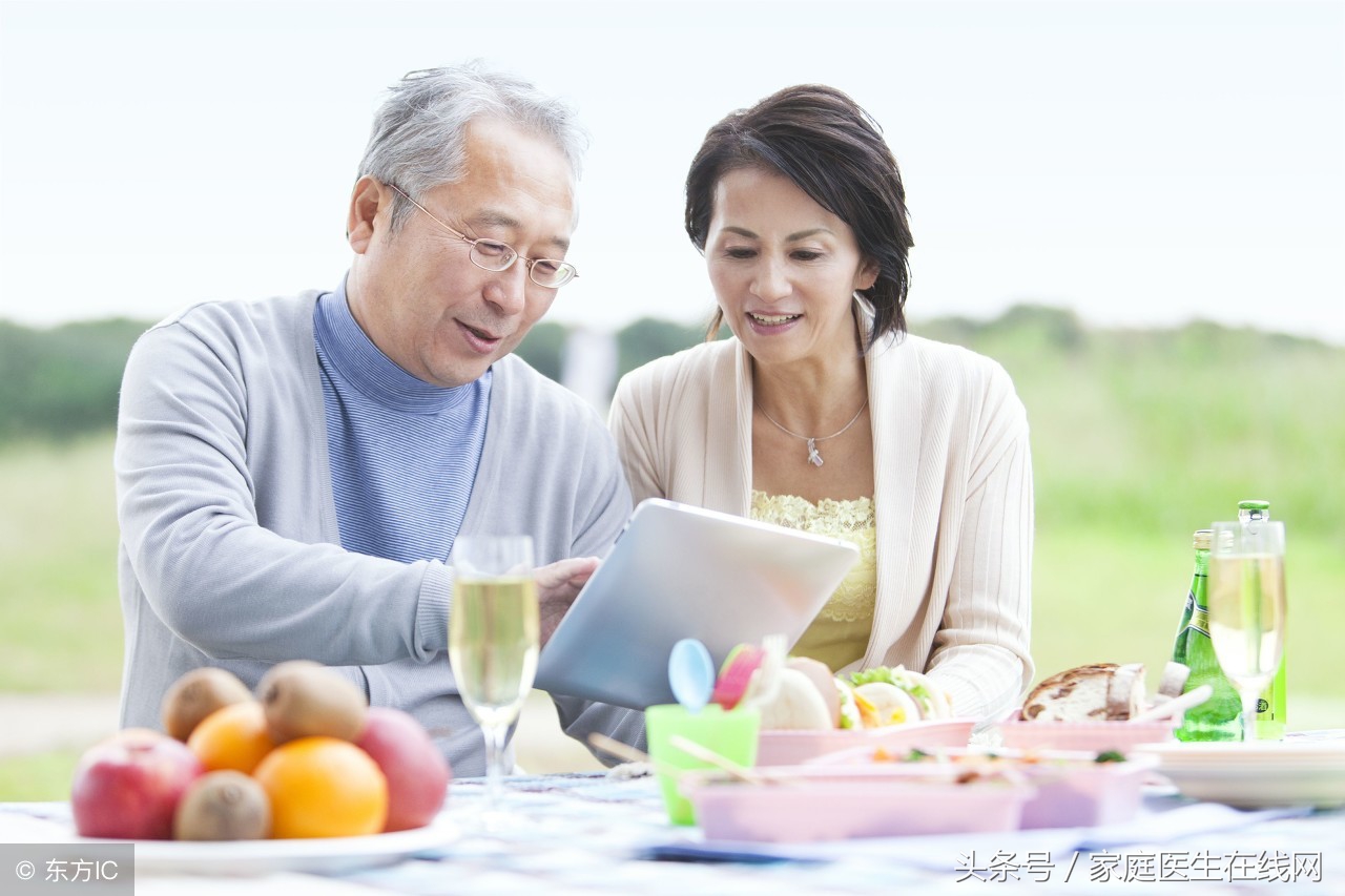 老年人夜晚失眠睡不着觉什么原因,老年人顽固性失眠怎么治疗效果好