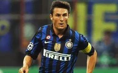 天下足球最催人泪下的文案,天下足球催泪文案大罗