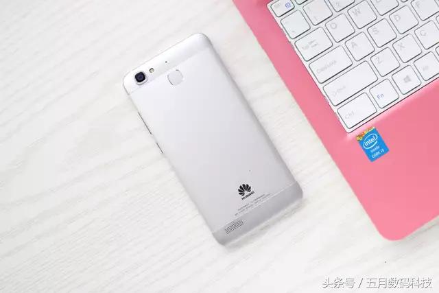 回顾华为荣耀手机发展史：诸多经典哪款是你的“初恋”？