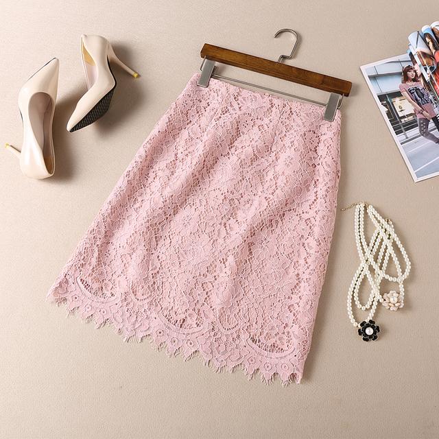 展现女人魅力蕾丝是不错的选择,唯有蕾丝让女人更精致