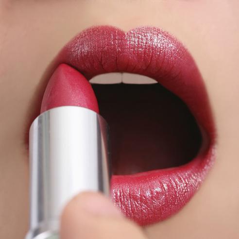 该扔的时候别手软!这些妆品的保质期你都知道吗