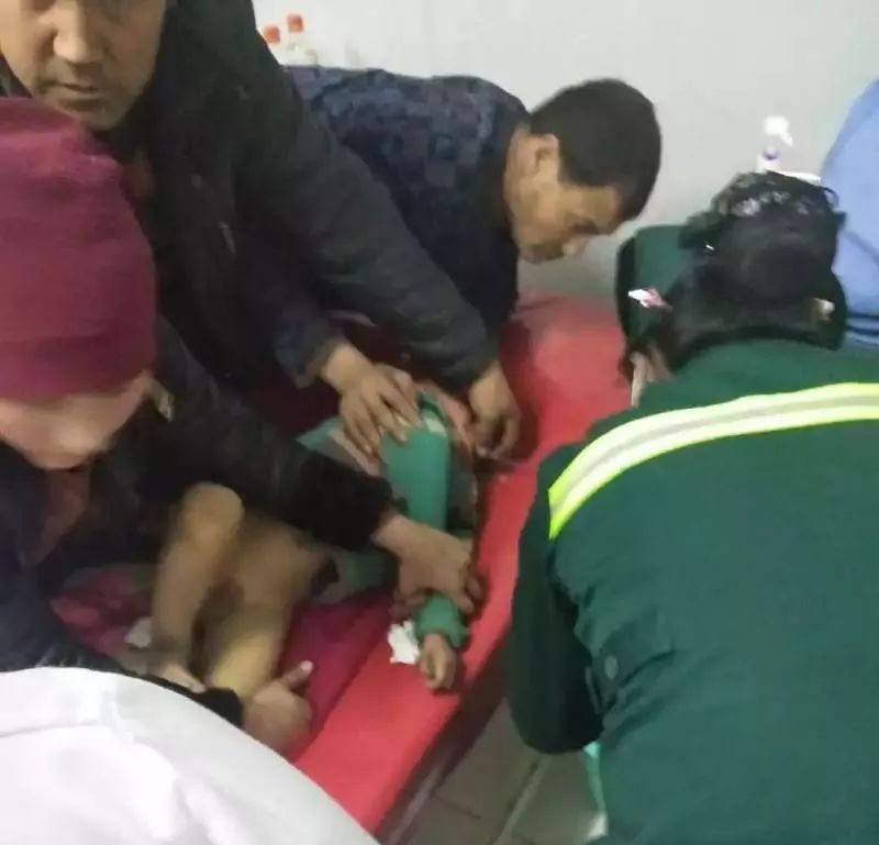 好样的！这群“救死扶伤”的和田警察