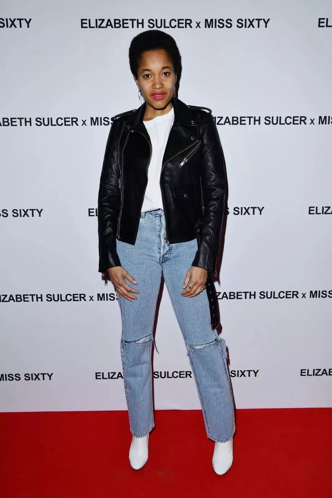 “石头姐”、“黄金芭比”现身ELIZABETHSULCERxMISSSIXTY系列发布派对，演绎示范及穿搭！