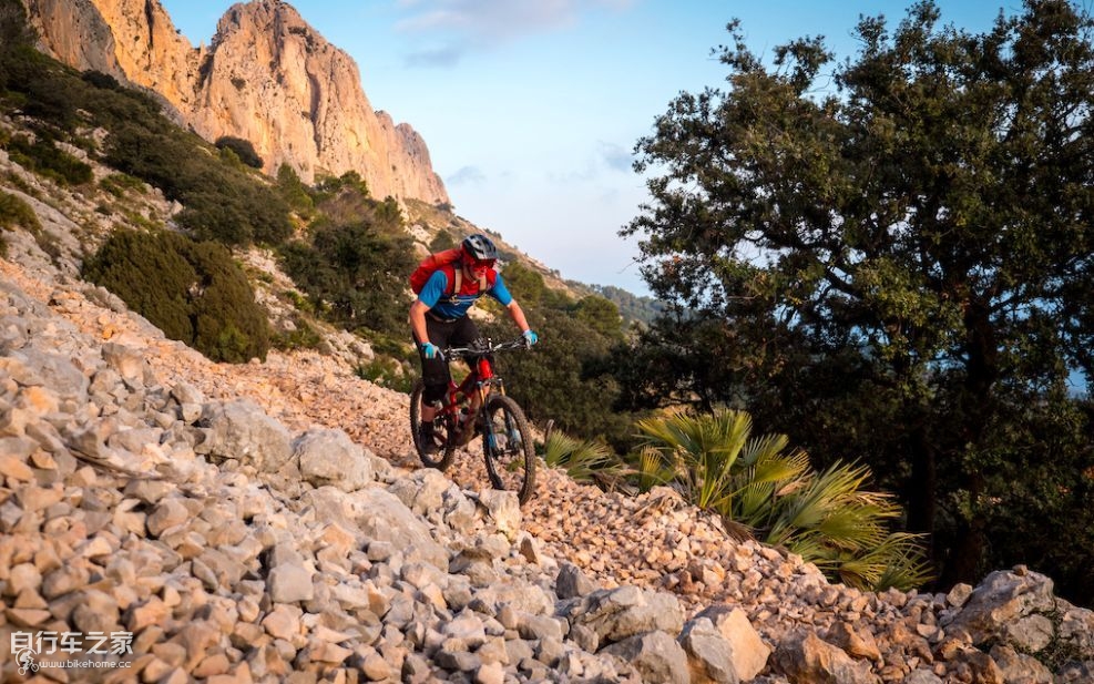 骑行导致膝盖响怎么治疗,骑行膝盖内侧疼的原因