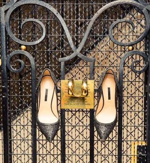 上帝创造了爱情人类发明了婚姻,上帝创造了男人女人