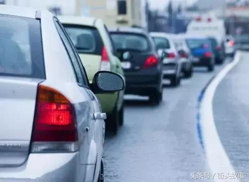 川a返程高峰预测,川a大军返城堵车图片