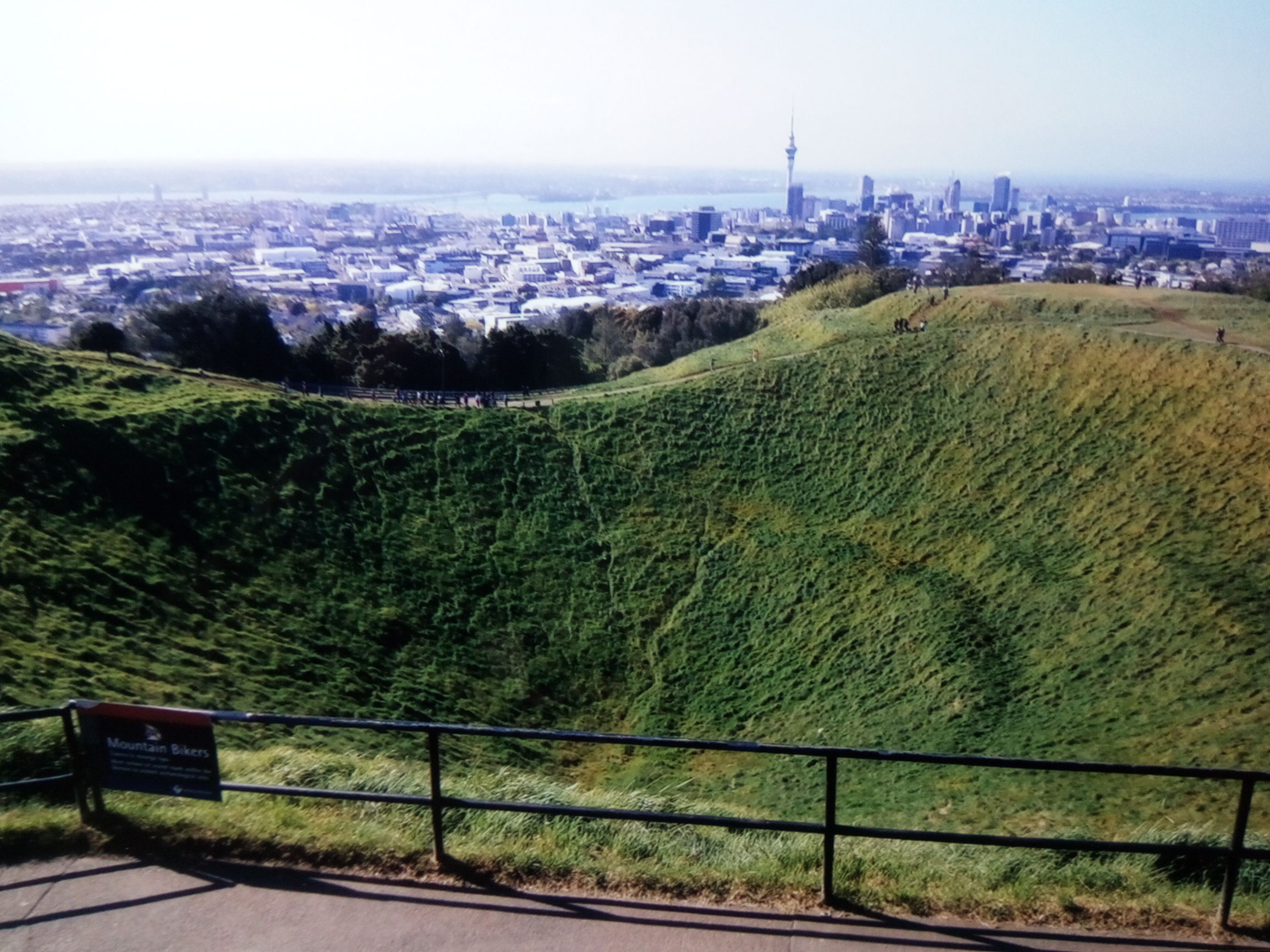 婢虫柊浜屾湡,婢虫柊鍗楀寳宀涙槸鍝袱涓矝