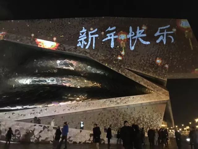 上海民族乐团最新演奏,民乐上海民族乐团演奏