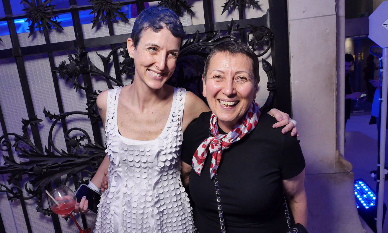 上海查处假的coco奶茶,上海假冒科颜氏系列化妆品案