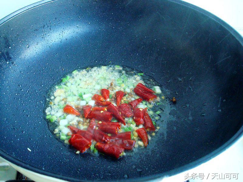 夜市麻辣虾尾最正宗的做法,麻辣虾尾怎么做好吃又简单视频