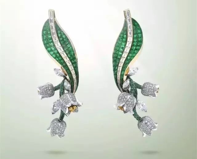 买的戒指不到一个月掉钻怎么处理,买的戒指掉钻了