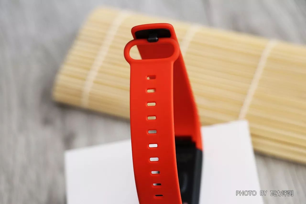amazfit米动手环,amazfit米动手表青春版1s换表盘