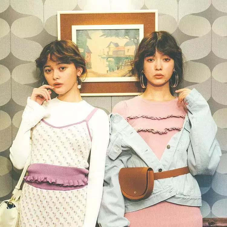 小众轻奢单鞋秋冬搭裙子,仙气裙子搭配的小白鞋推荐