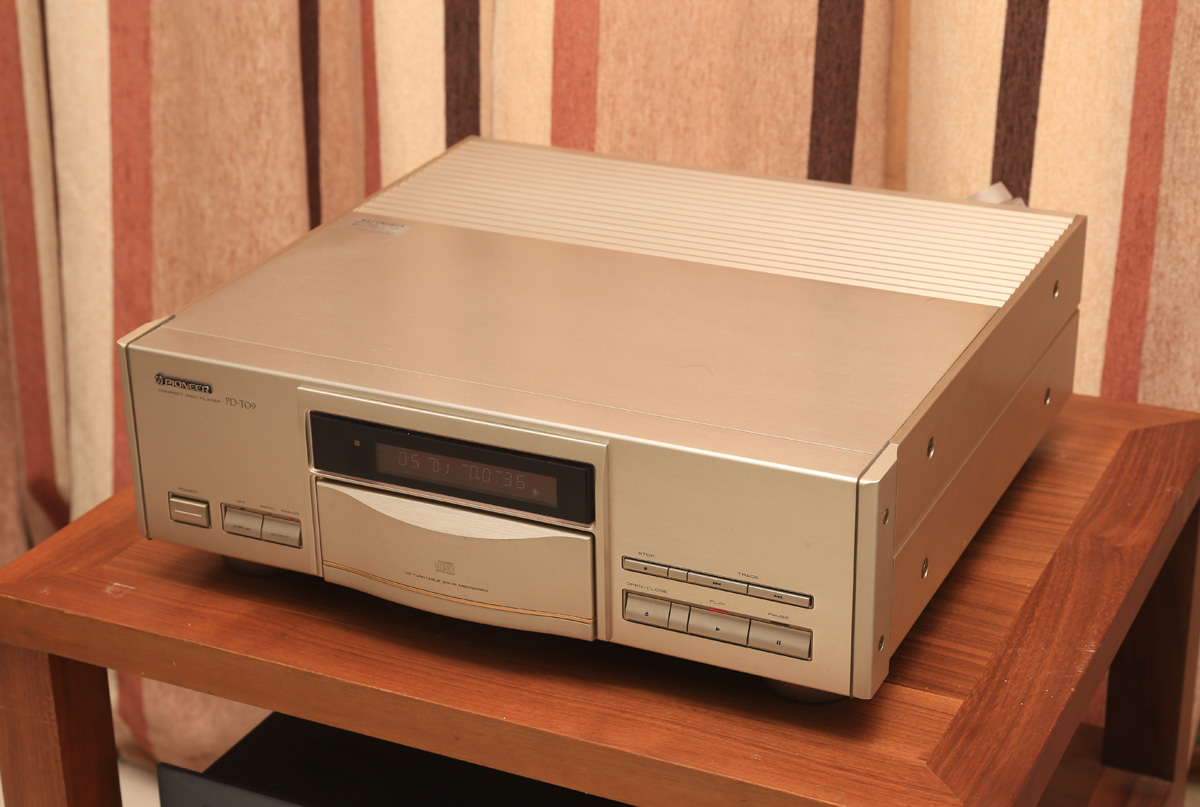 二十多年前的CD机至今售价上万，先锋PD-T09究竟实力何在？