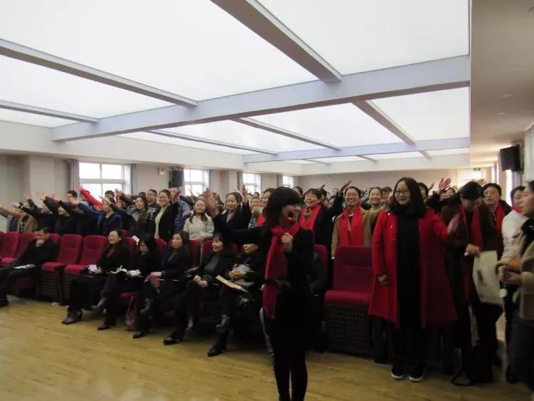 虎跃龙腾迎新春,虎跃龙腾扬帆起航