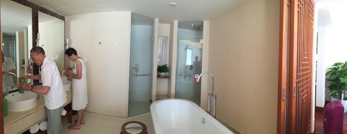 带上父母去看海完整视频,带你去三亚一起看海享受亲子时光