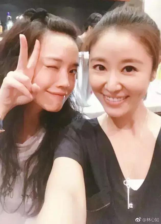 教你一招简单拍出漂亮的自拍照,如何拍出好看的自拍照