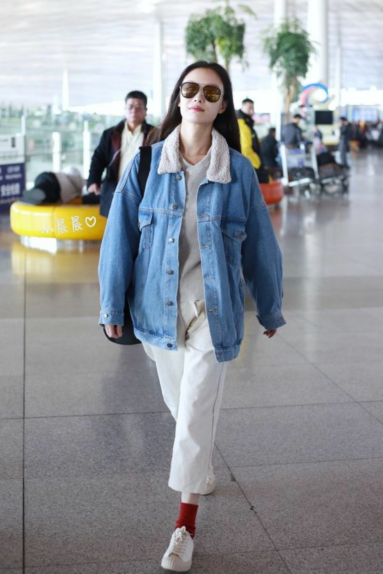 小白鞋老爹潮鞋怎么搭配,老爹鞋和小白鞋哪个更好搭配