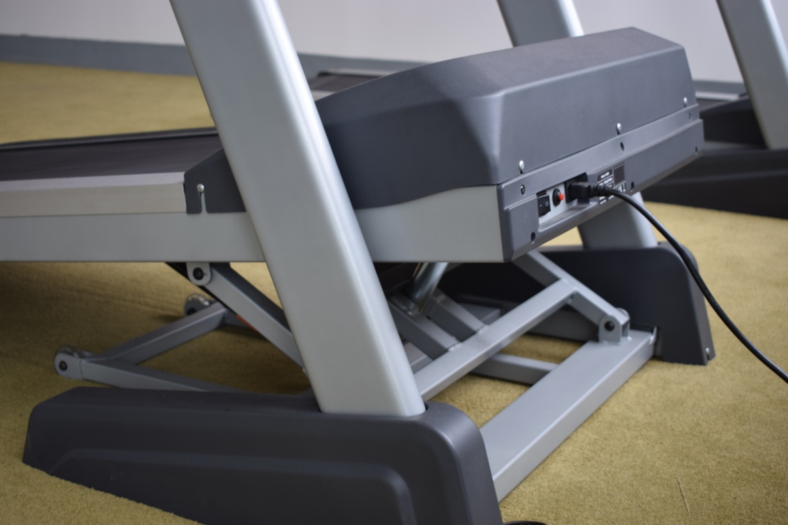 皇娥跑步机和你一起分享常见小问题