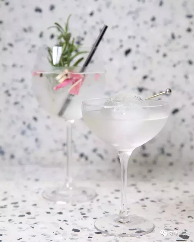 还在星爸爸%arabica排队?魔都还有这些超嗲主题咖啡馆等你拔草