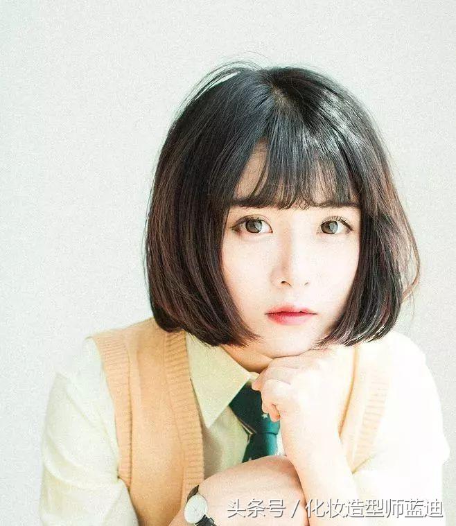 内扣外翻层次发型短发,女生短发泡面头适合什么发型